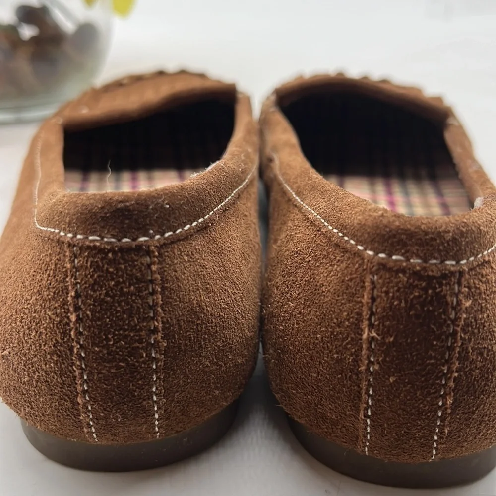 Lands’ End Tan Suede Slip In Loafer Sz 8. MCL1871D